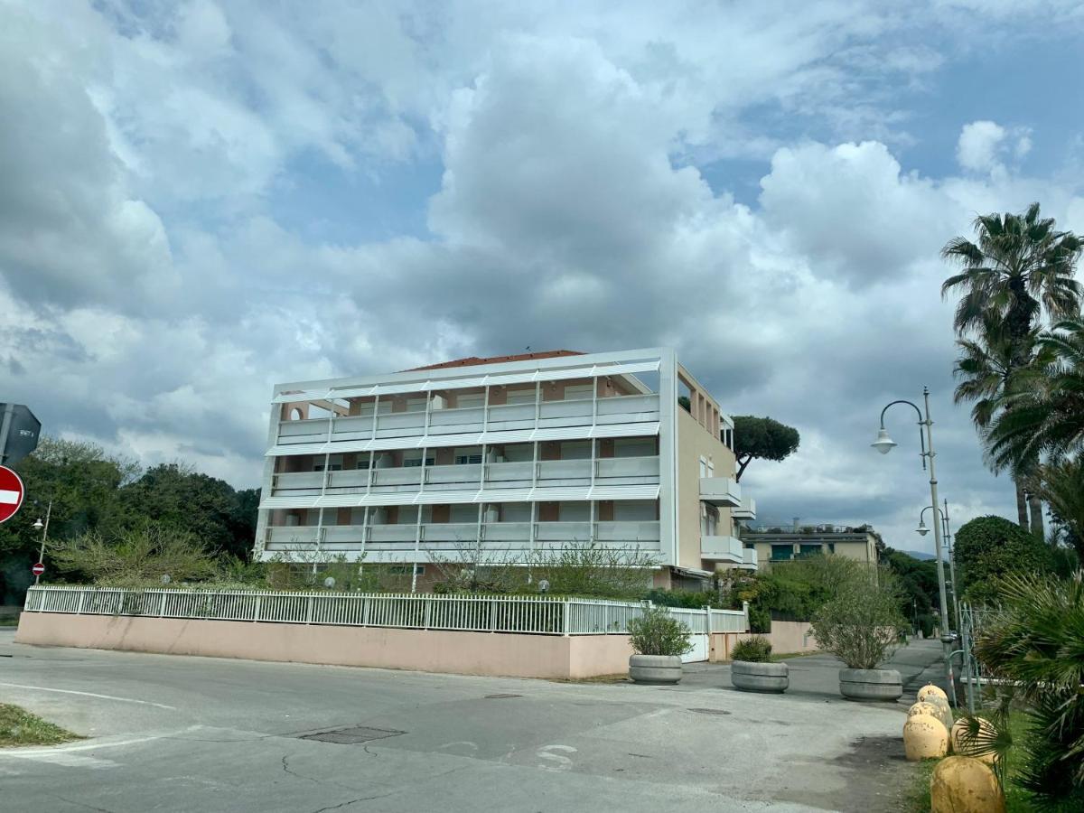 Casa Sul Mare- House On The Sea- Versilia Marina di Pietrasanta Exteriér fotografie
